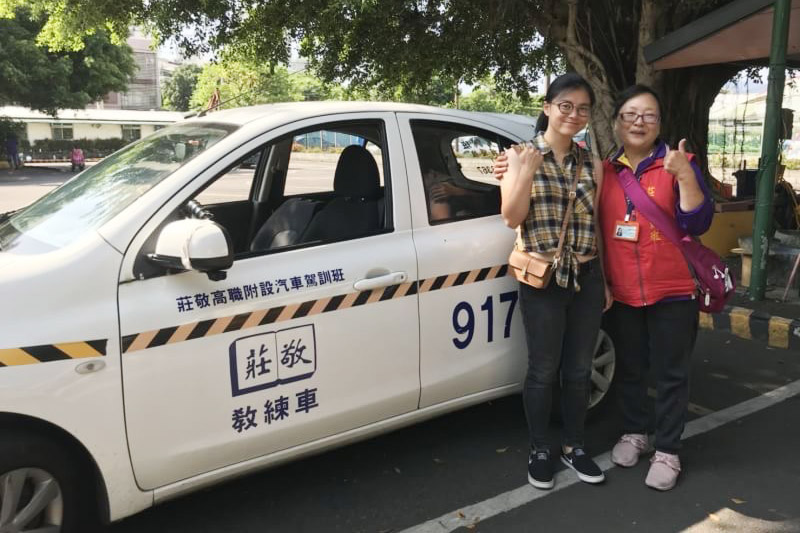 蕎蕎道路駕駛教練-莊敬駕訓班學員